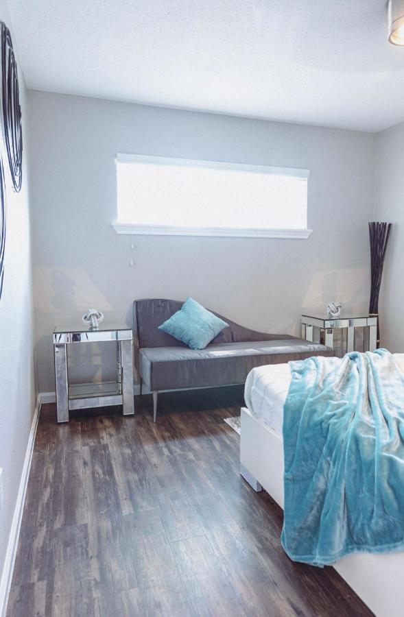 Premium Styled 2 Bedroom Apt In The Heart Of The Heights Houston Zewnętrze zdjęcie