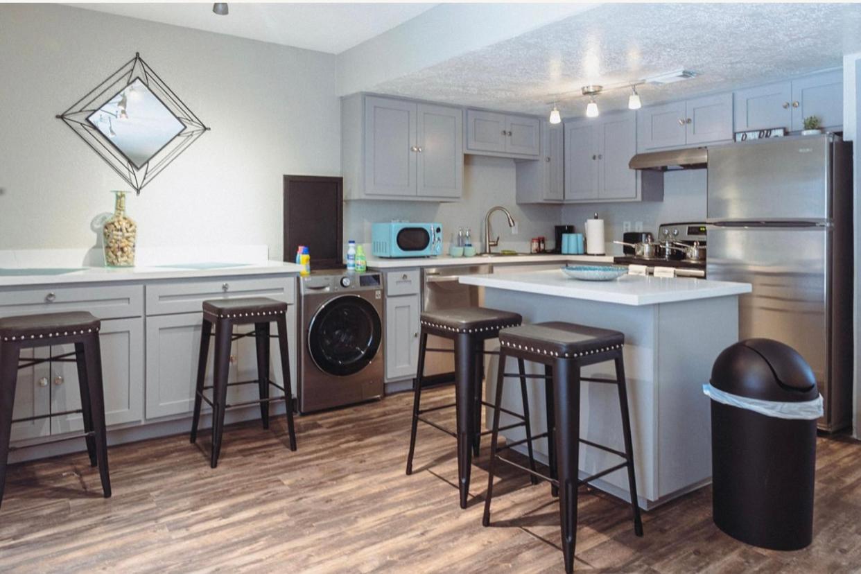 Premium Styled 2 Bedroom Apt In The Heart Of The Heights Houston Zewnętrze zdjęcie